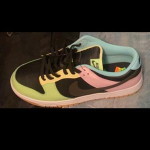 Free.99 Dunks, Size 14. BRAND NEW!